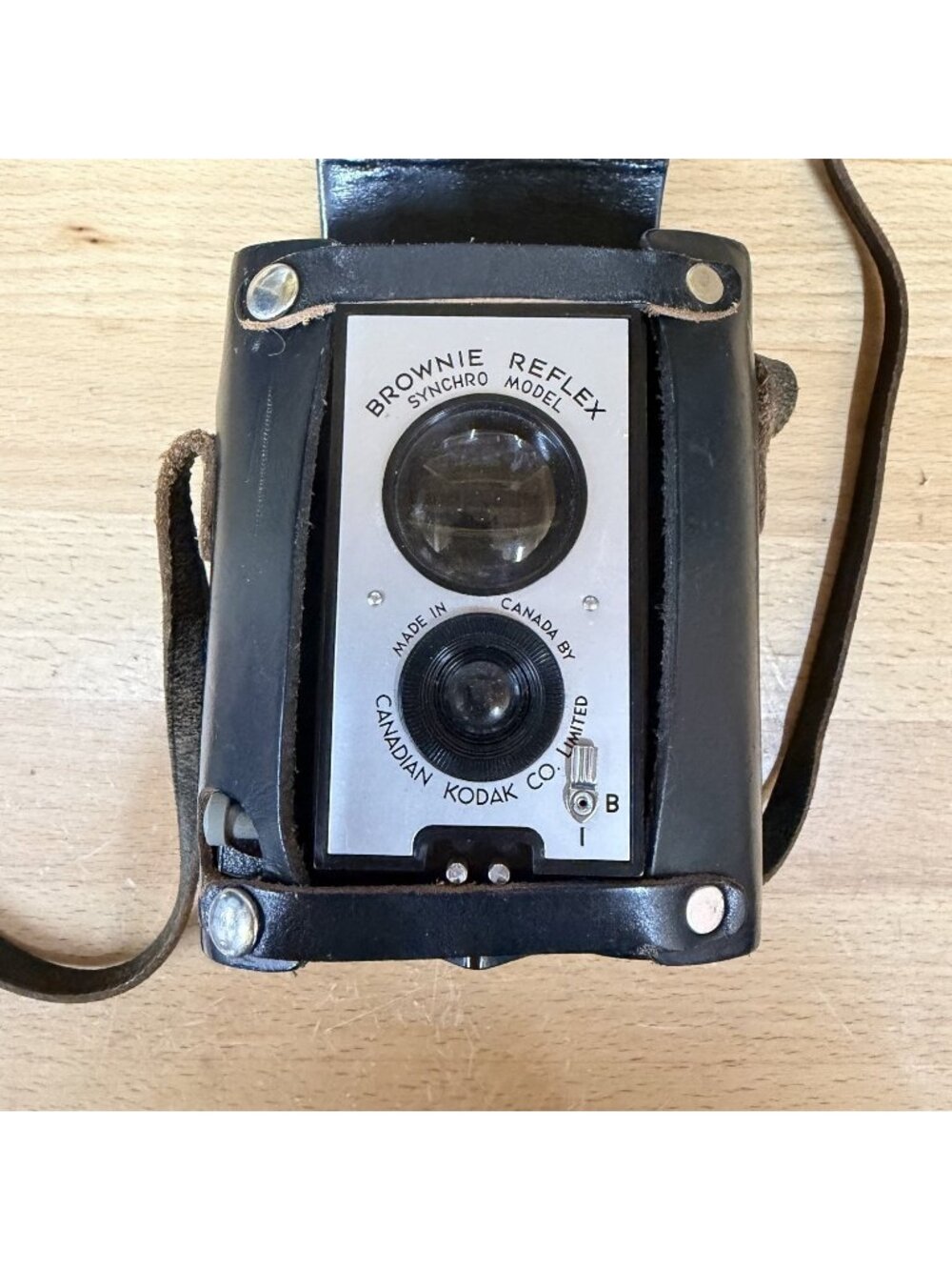 Kodak Brownie Reflex Synchro Model Twin Lens Box Camera Black 1940s-1950s